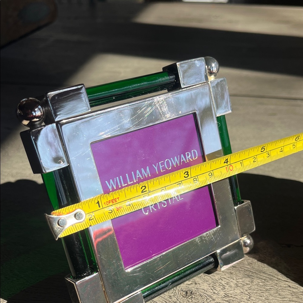 William Yeoward Crystal Emerald Green Picture Frame – Bergdorf Goodman – 4.5” - Picture 11 of 12